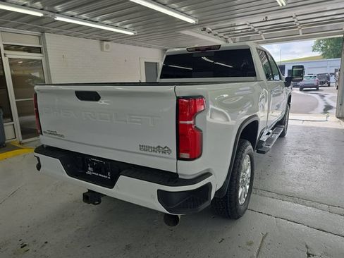 Certified 2025 Chevrolet Silverado 2500 High Country w/ Technology Package AWD/4WD image 5