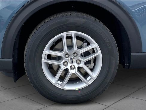 New 2026 Ford Explorer Active image 12