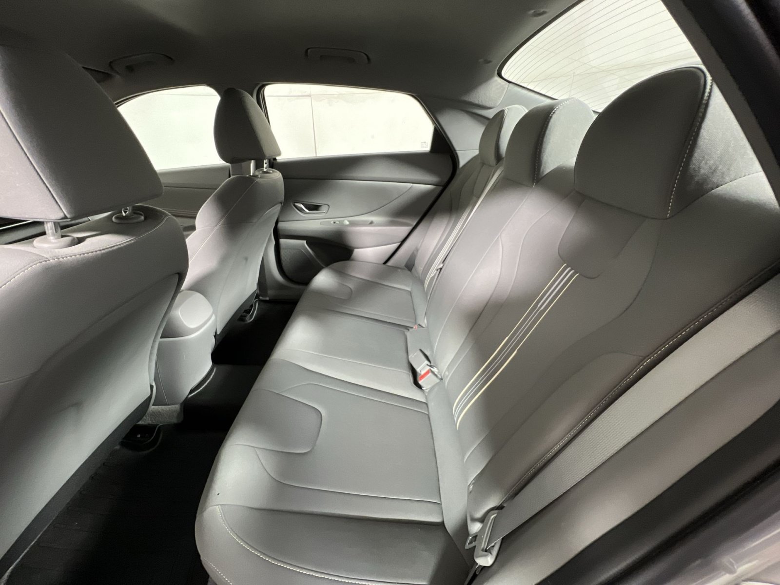 Used 2022 Hyundai Elantra SEL w/ Convenience Package FWD image 20