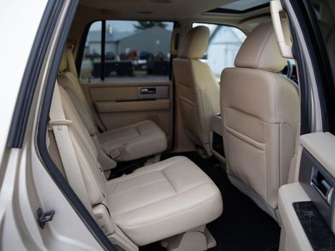 Used 2017 Ford Expedition Limited w/ Equipment Group 301A image 26