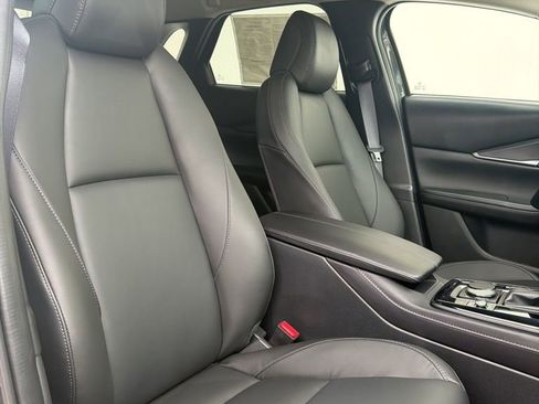 New 2025 MAZDA CX-30 AWD 2.5 S w/ Select Sport Pkg image 19