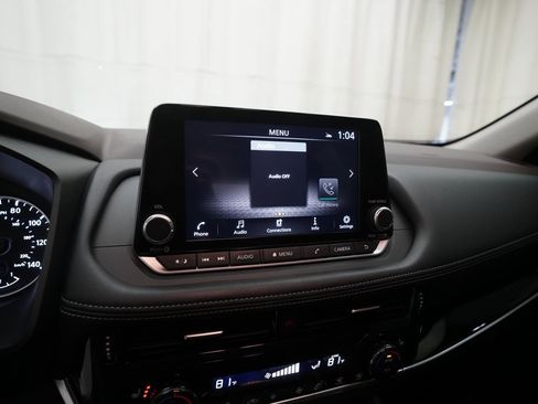 Certified 2023 Nissan Rogue SL image 6