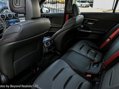 Used 2024 Mercedes-Benz C 36 AMG S image 31