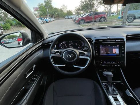 Used 2024 Hyundai Tucson SEL FWD image 11