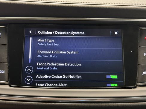 Used 2020 Buick Enclave Avenir w/ Avenir Technology Package FWD image 10