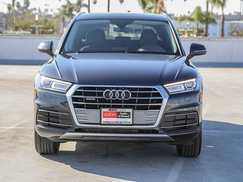 Used 2020 Audi Q5 2.0T Premium w/ Convenience Package image 3