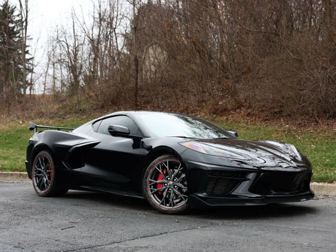 Used 2023 Chevrolet Corvette Stingray Preferred Cpe w/ 2LT image 1