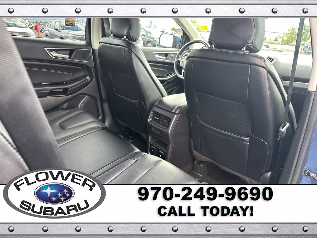 Used 2018 Ford Edge Titanium w/ Equipment Group 302A AWD/4WD image 14
