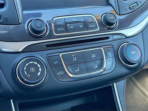 Used 2014 Chevrolet Impala LS image 14