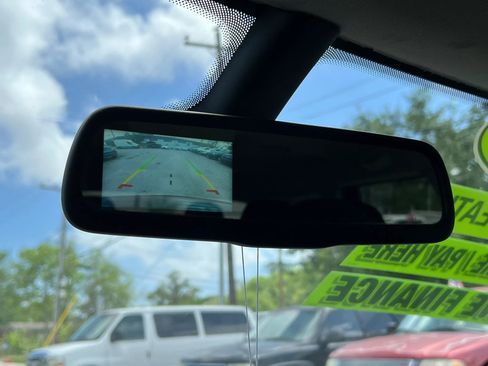 Used 2020 Dodge Journey SE w/ SE Popular Equipment Group image 22