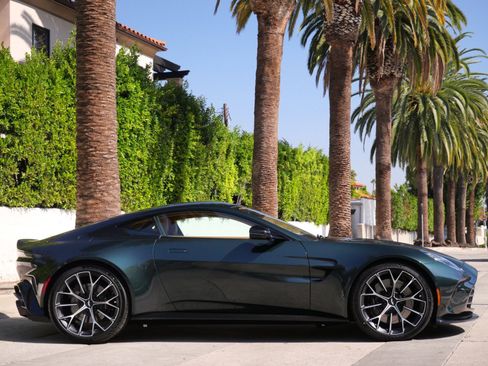New 2026 Aston Martin V8 Vantage Coupe image 21