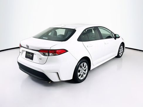 Used 2025 Toyota Corolla LE image 9