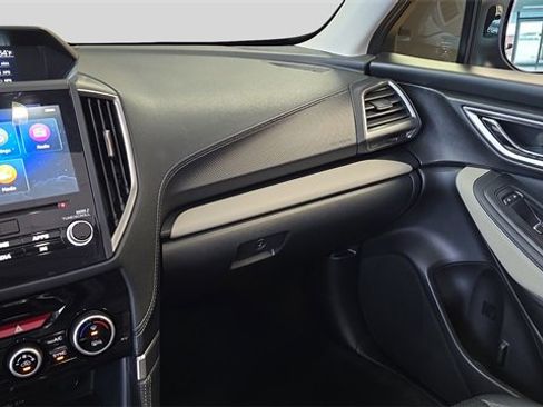 Used 2023 Subaru Forester Limited image 21