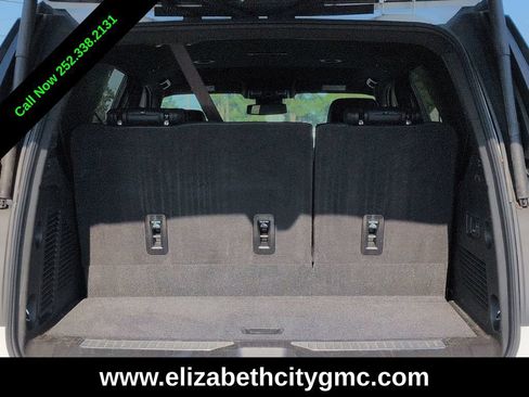 Used 2025 GMC Yukon Denali AWD/4WD image 14
