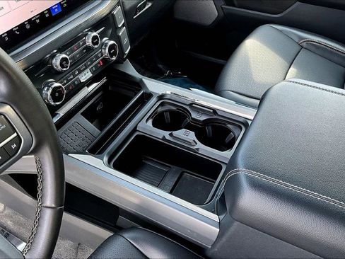 Used 2025 Ford F250 Lariat w/ Lariat Ultimate Package image 19