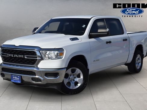 Used 2024 RAM 1500 Big Horn w/ Trailer Tow Group AWD/4WD image 1