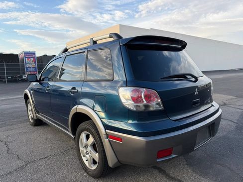 Used 2004 Mitsubishi Outlander XLS AWD/4WD image 7