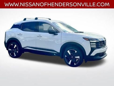 New 2026 Nissan Kicks SR w/ Cold Weather Package AWD/4WD image 21