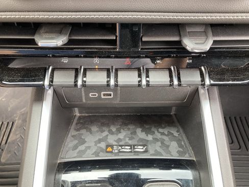 Certified 2024 Chevrolet Colorado LT w/ LT Convenience Package II image 26