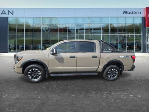 Used 2024 Nissan Titan PRO-4X w/ Pro-4x Convenience Package AWD/4WD image 2