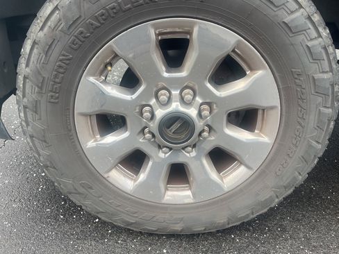 Used 2018 Ford F250 Lariat w/ Lariat Ultimate Package image 8