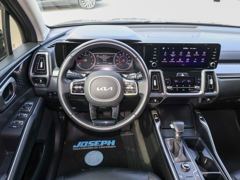 Used 2022 Kia Sorento S FWD image 18