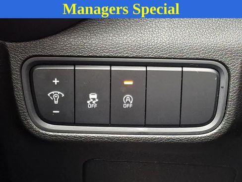 Used 2024 Kia Soul LX w/ Option Group 015 FWD image 21