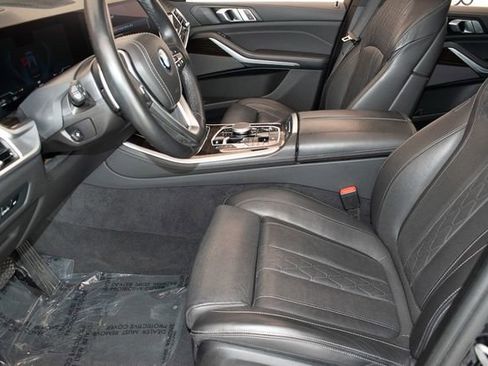 Used 2025 BMW X5 xDrive50e AWD/4WD image 21
