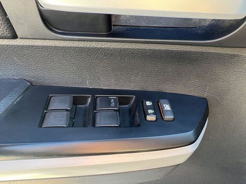 Used 2018 Toyota Tundra SR5 image 18