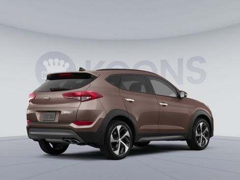 Used 2016 Hyundai Tucson Limited w/ Option Group 03 AWD/4WD image 4