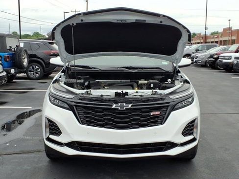 Used 2024 Chevrolet Equinox RS w/ LPO, Floor Liner Package AWD/4WD image 32