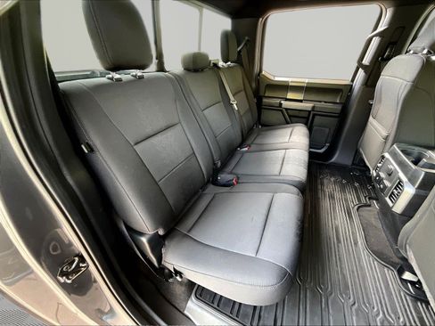 Used 2020 Ford F150 XLT w/ Equipment Group 302A Luxury AWD/4WD image 25