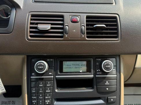 Used 2013 Volvo XC90 3.2 FWD image 16