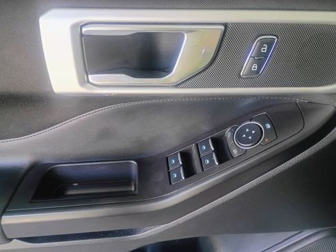 Used 2020 Ford Explorer XLT RWD image 22