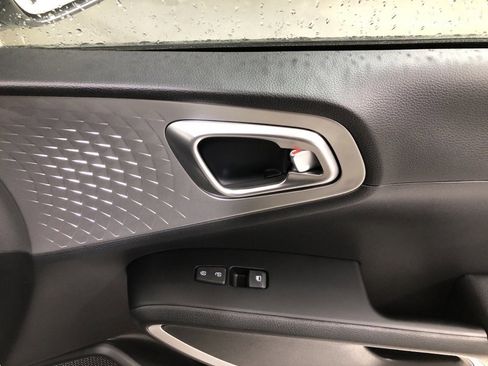 New 2025 Kia Soul LX w/ LX Technology Package image 14