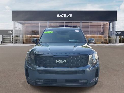 Certified 2022 Kia Telluride SX w/ SX Prestige Package AWD/4WD image 2