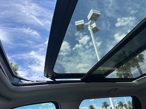 Used 2024 Toyota Tundra Limited w/ TRD Off-Road Package image 9