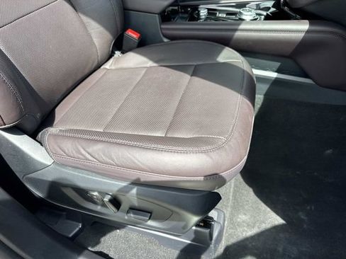 Used 2025 Ford Explorer Platinum w/ LUX Leather Package image 15