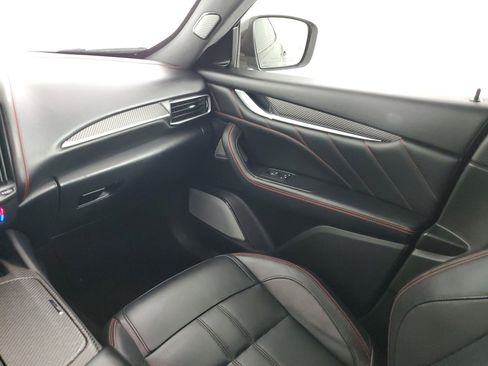 Used 2022 Maserati Levante Modena S image 47