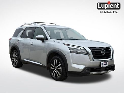 Used 2023 Nissan Pathfinder Platinum AWD/4WD image 1