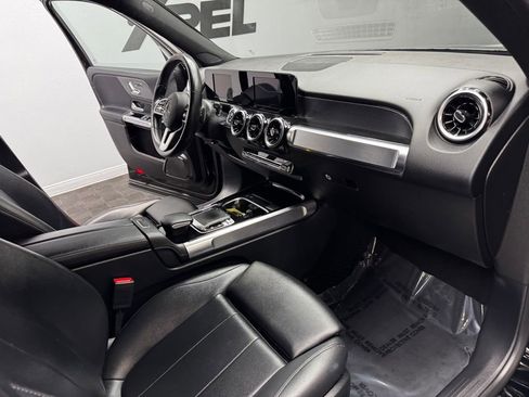 Used 2020 Mercedes-Benz GLB 250 4MATIC image 56