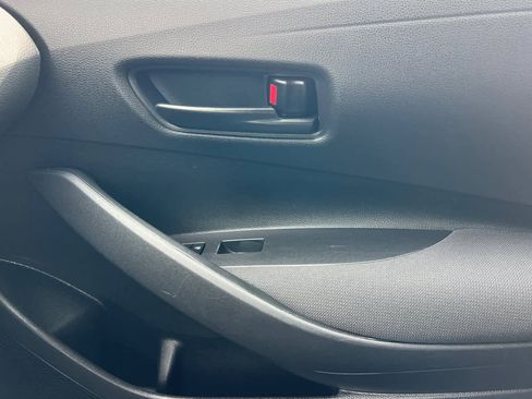 Used 2023 Toyota Corolla LE image 19