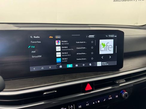 Used 2025 Kia Sorento SX Prestige image 17