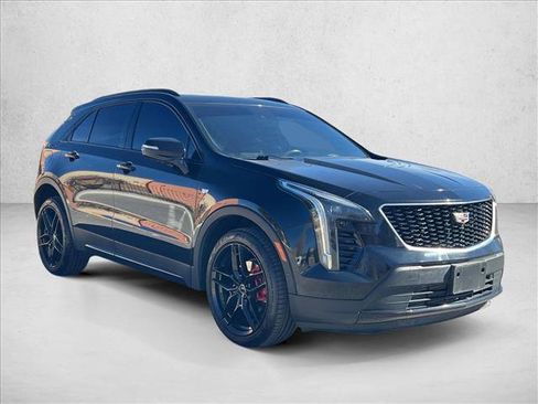 Used 2022 Cadillac XT4 Sport w/ Comfort Package image 3