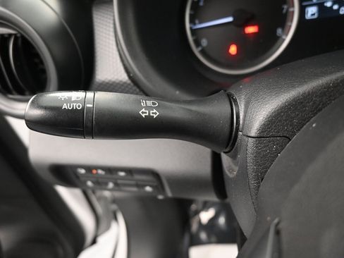 Used 2024 Nissan Kicks S image 21