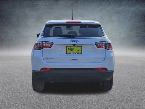 Certified 2025 Jeep Compass Sport image 5