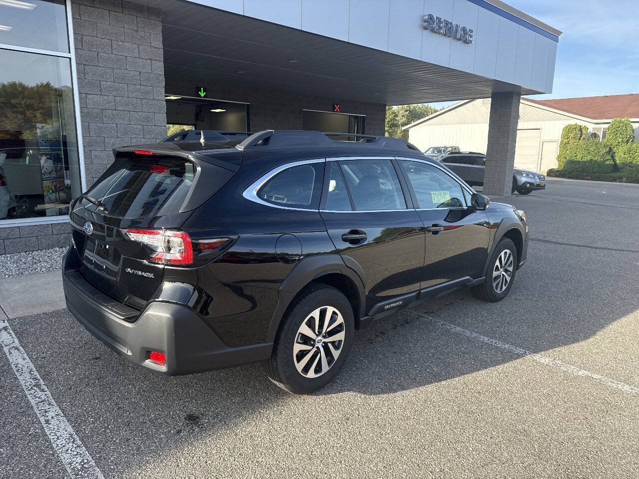 Certified 2025 Subaru Outback w/ Popular Package #1A AWD/4WD image 4