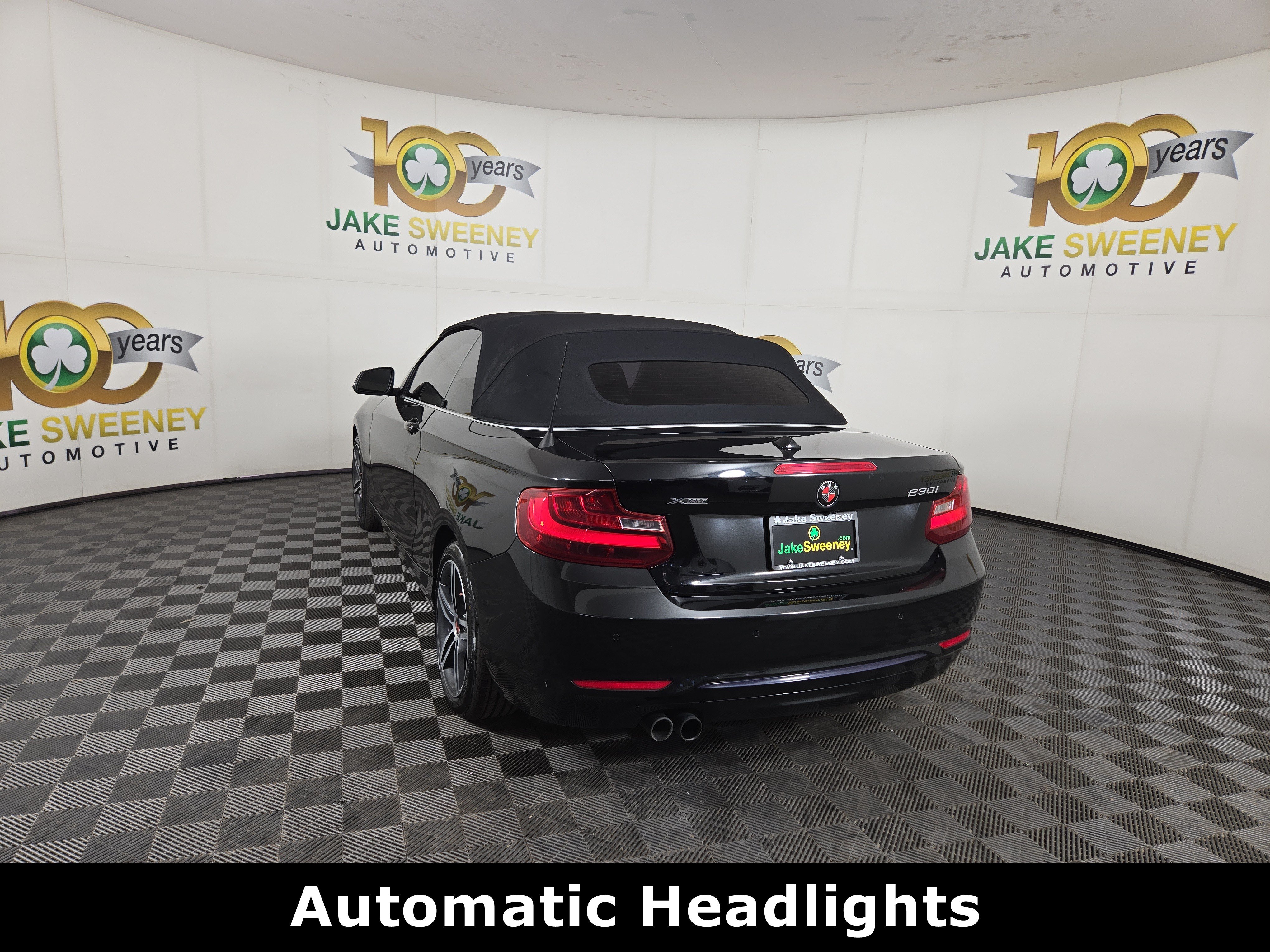 Used 2017 BMW 230i xDrive Convertible AWD/4WD image 6