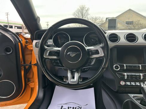 Used 2019 Ford Mustang GT Premium image 16