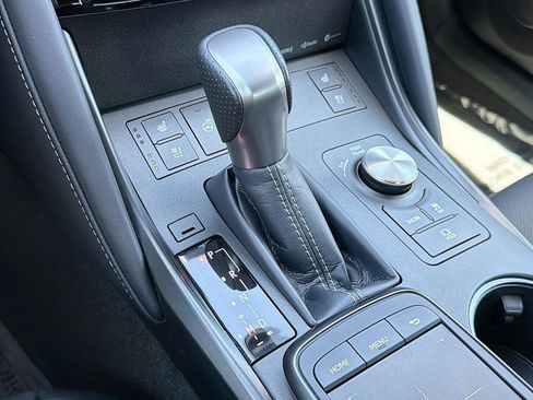 Used 2024 Lexus IS 350 F Sport RWD image 13